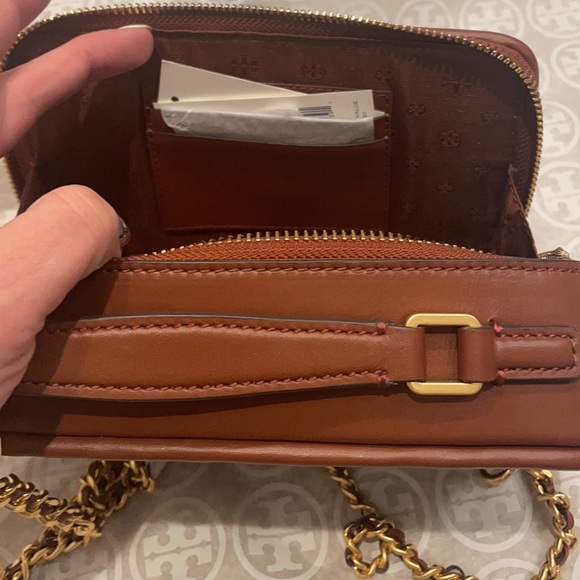 Tory Burch Britten Woven Small Top Handle Case - Picture 2 of 13